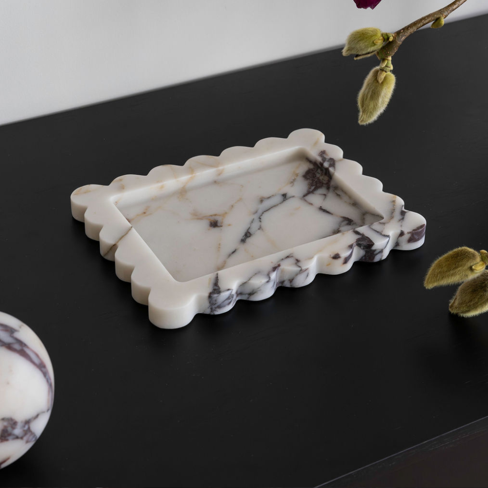 Palazzo Medium Scalloped Tray – Luxury homeware tray with opulent scalloped edges, inspired by palatial architecture. Perfect for elevating work or living spaces with elegant design and functional style