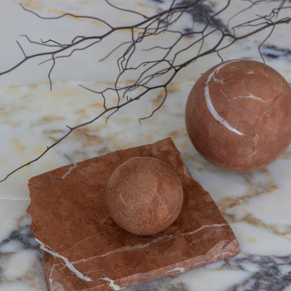Orbit Table Sculpture – Large modern homeware décor with a sleek, minimalist design. Ideal for adding a touch of contemporary elegance to any table or shelf, perfect for living rooms or office spaces.