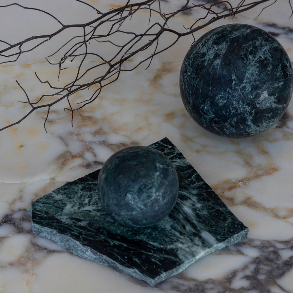 Orbit Table Sculpture – Large modern homeware décor with a sleek, minimalist design. Ideal for adding a touch of contemporary elegance to any table or shelf, perfect for living rooms or office spaces.