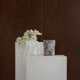 Embrace Table Holder Medium Viola Calacatta