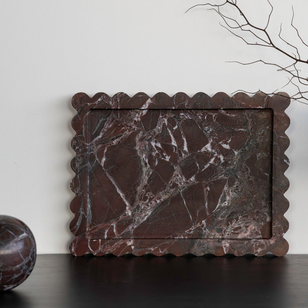 Palazzo Large Scalloped Tray – Elegant luxury homeware tray with intricate scalloped edges, inspired by palatial architecture. Perfect for adding grandeur to living or work spaces, combining beauty and functionality